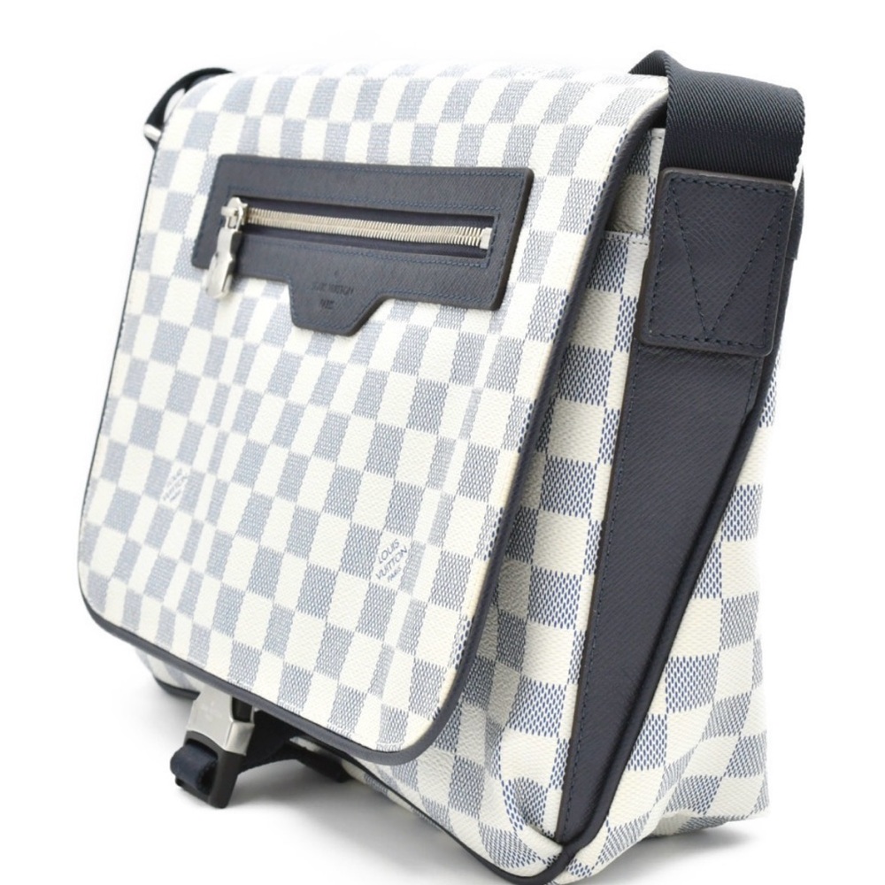 NWOT Louis Vuitton Messenger Bag - Picture 3 of 12